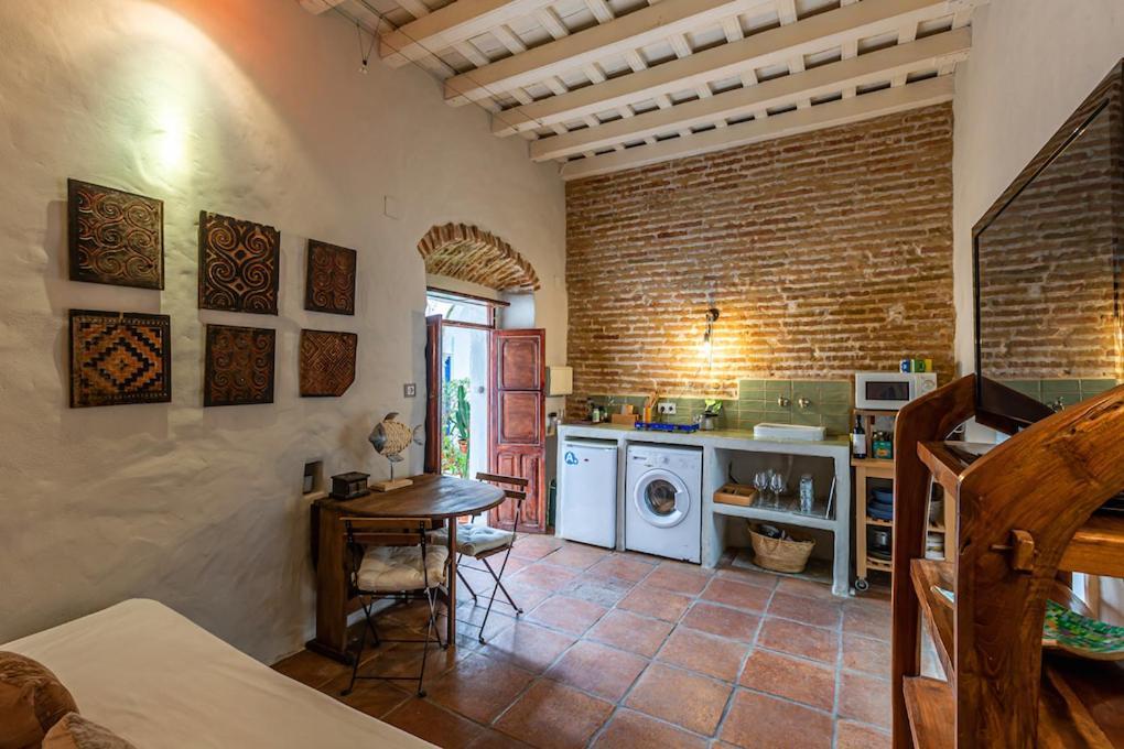 Azogue Suites Con Patio Privado Tarifa Zewnętrze zdjęcie